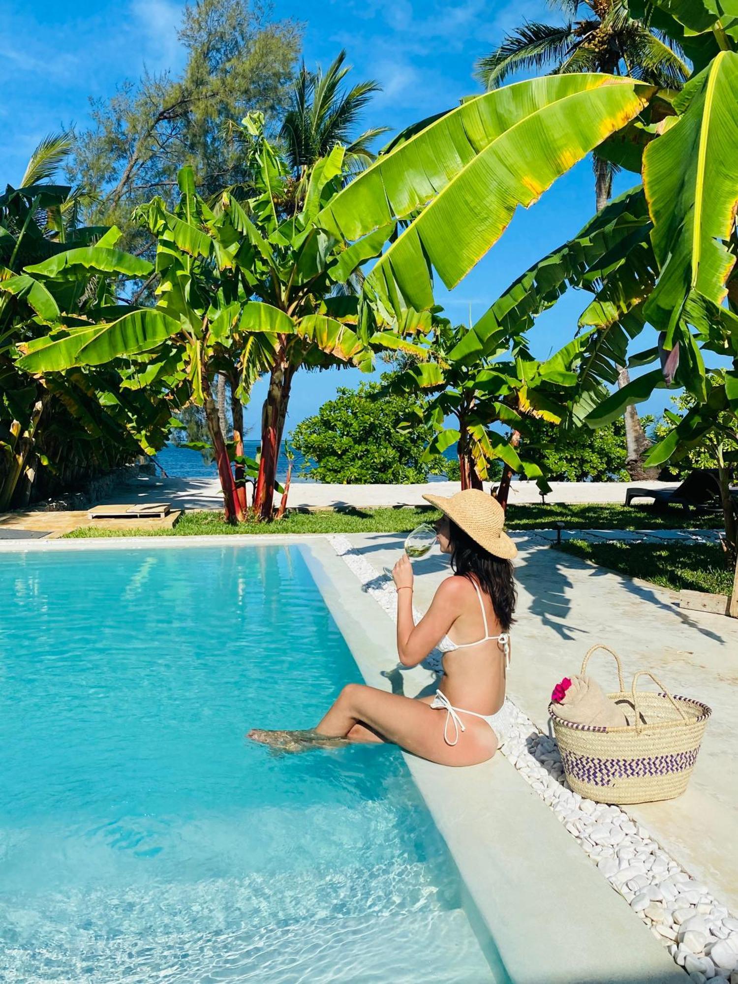 Lions Luxury Zanzibar - Private Cook&pool - Front *