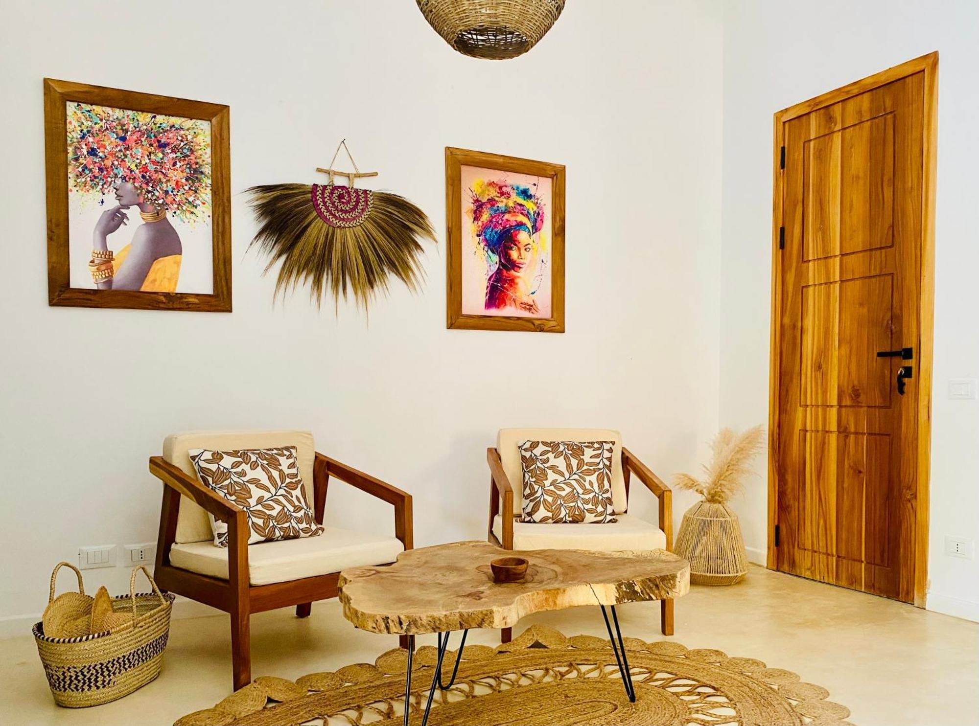 Lions Luxury Zanzibar - Private Cook&pool - Front *
