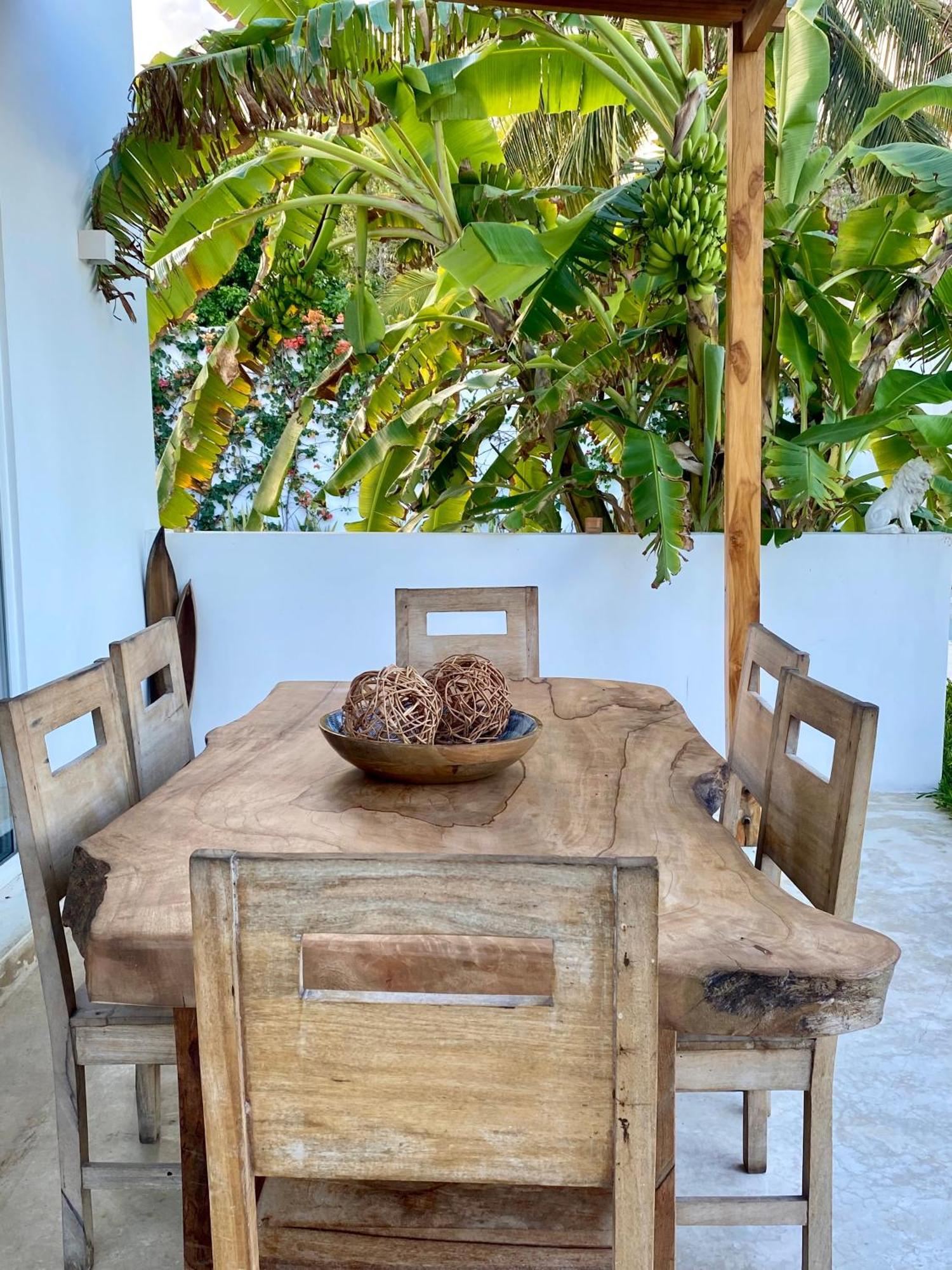 Villa Lions Luxury Zanzibar - Private Cook&pool - Front *