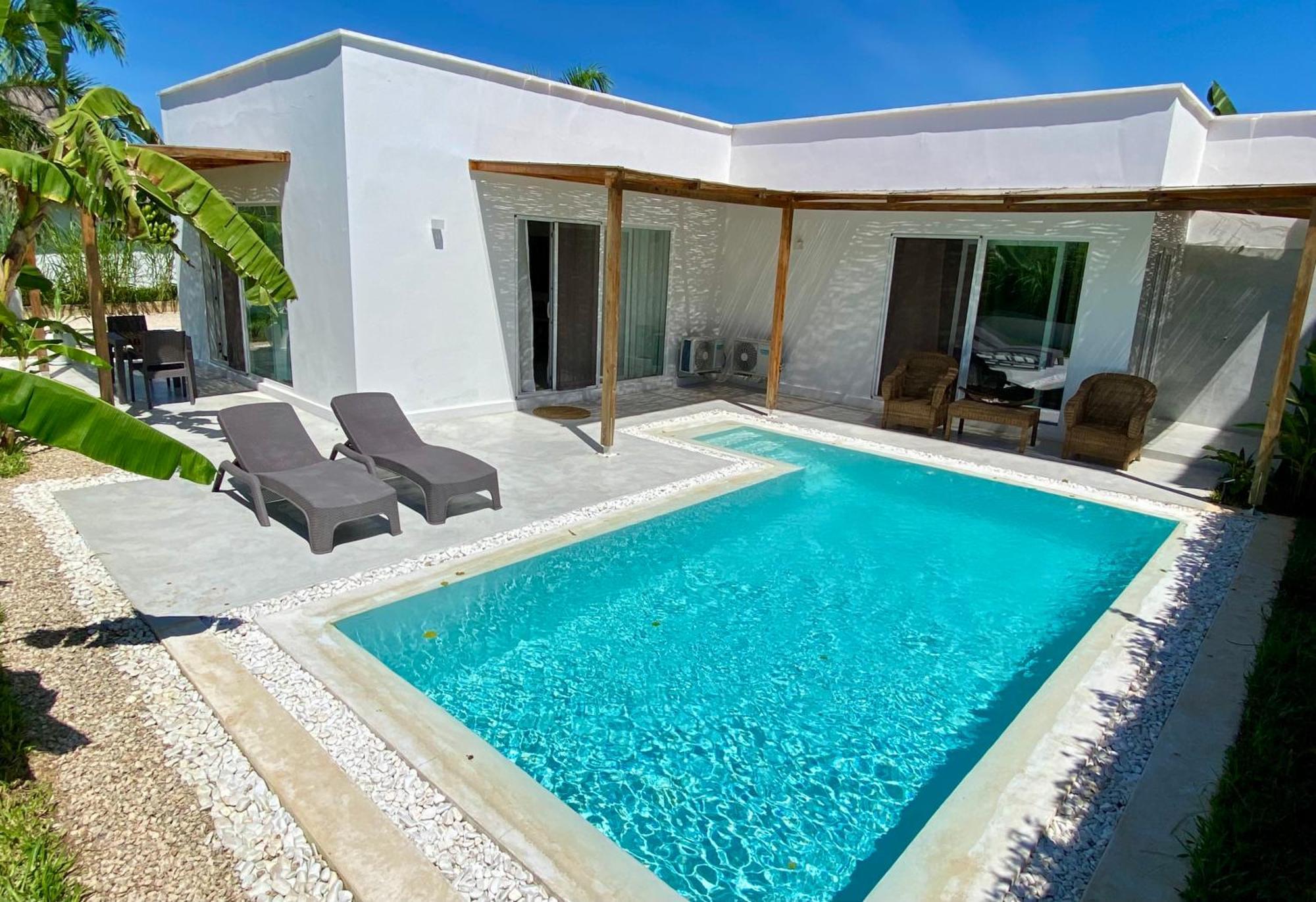 Villa Luxury Lions Zanzibar - With Private Cook&infinity Pools *